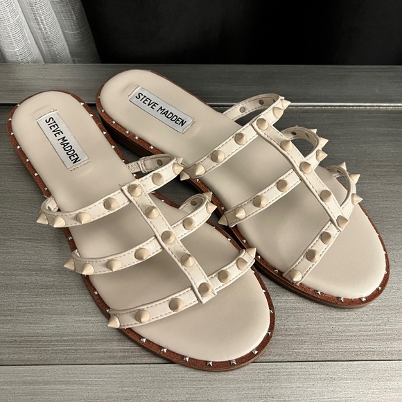 Steve Madden Shoes - Steve Madden Muni Bone Sandals Studded Women's 7.5